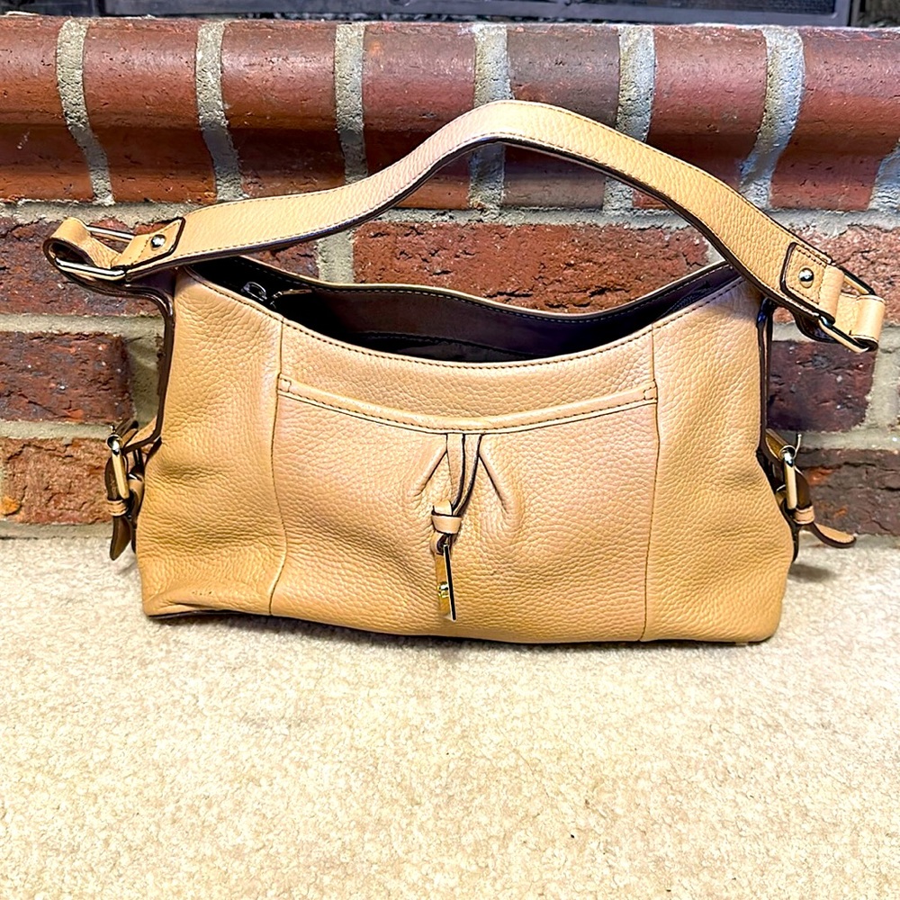 Etienne Aigner 100% Genuine Leather purse.